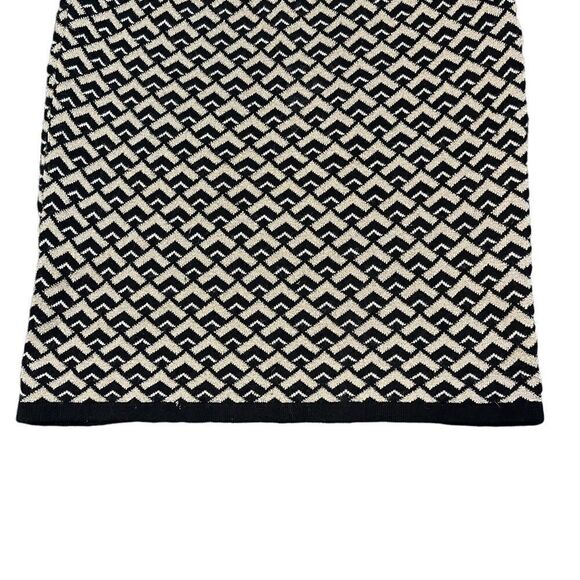 Asos knit pencil skirt geometric design black metallic gold white size 2 - Picture 4 of 8